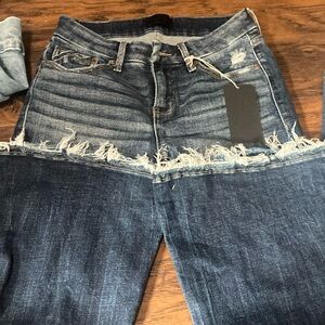 Buckle jeans